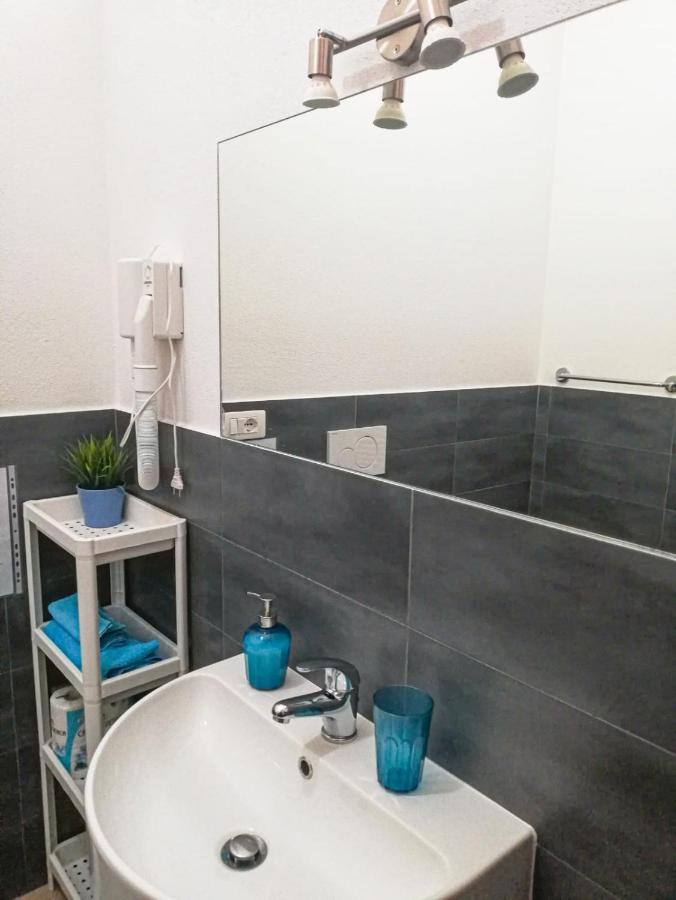 Appartamenti Azzurro Smeraldo Сестри Леванте Екстериор снимка