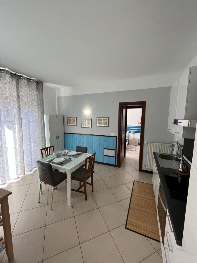 Appartamenti Azzurro Smeraldo Сестри Леванте Екстериор снимка