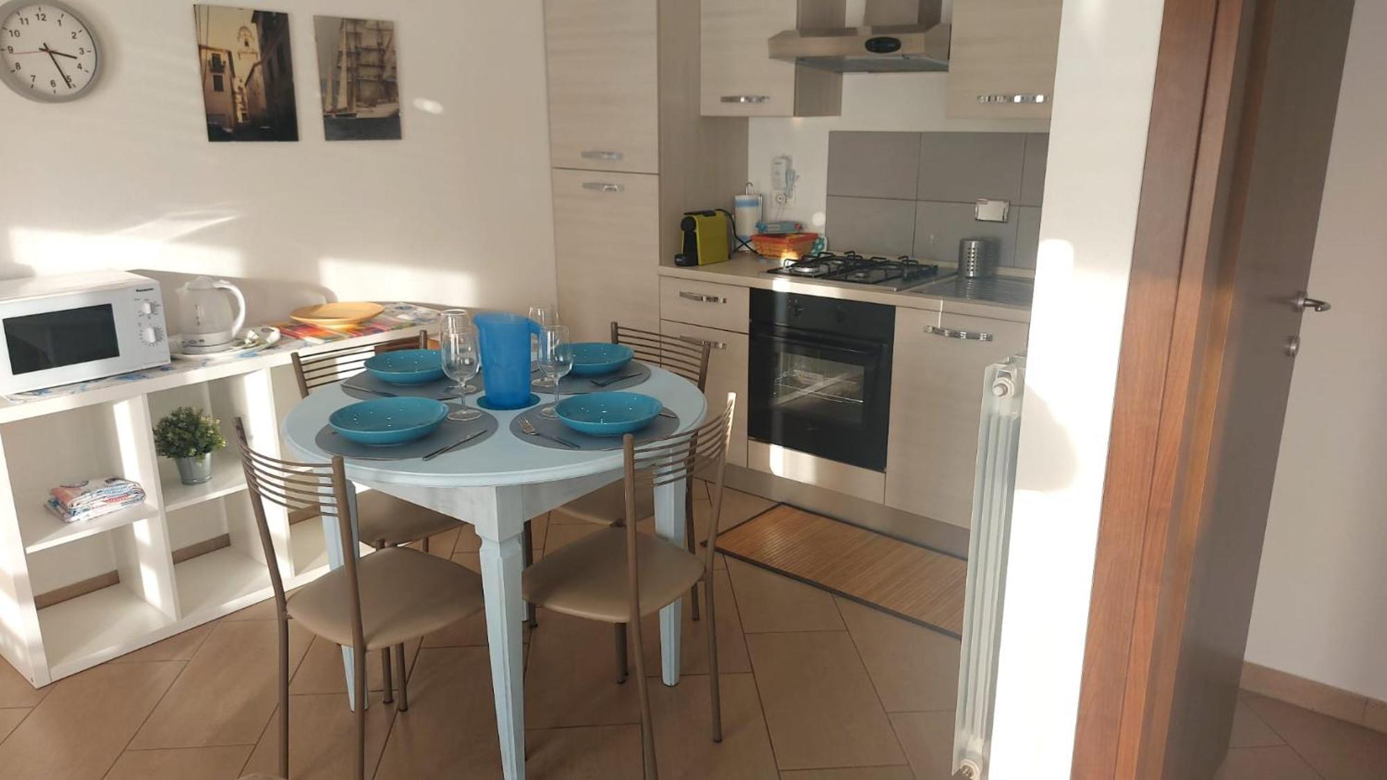 Appartamenti Azzurro Smeraldo Сестри Леванте Екстериор снимка