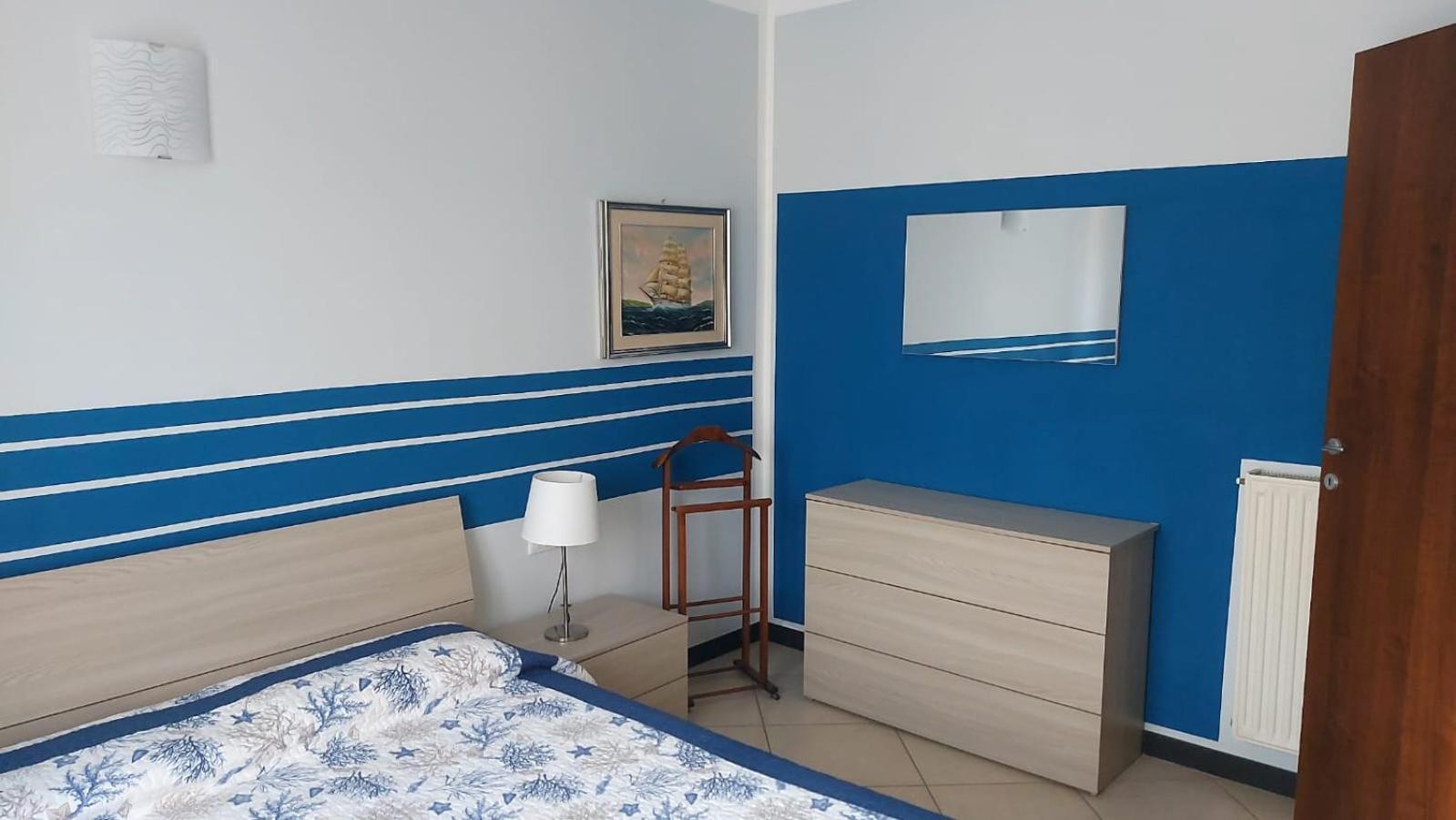 Appartamenti Azzurro Smeraldo Сестри Леванте Екстериор снимка