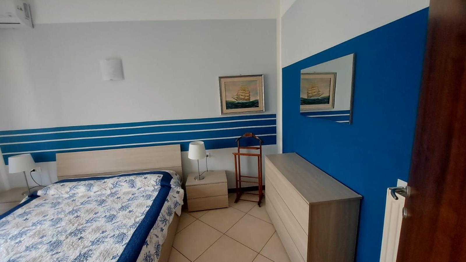Appartamenti Azzurro Smeraldo Сестри Леванте Екстериор снимка